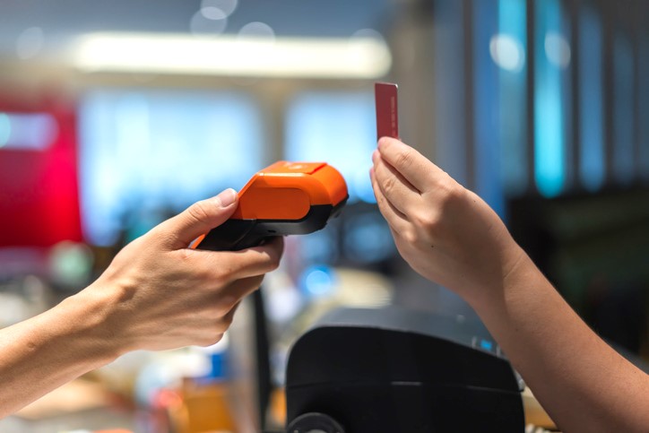 Fuel Cards vs Credit Cards